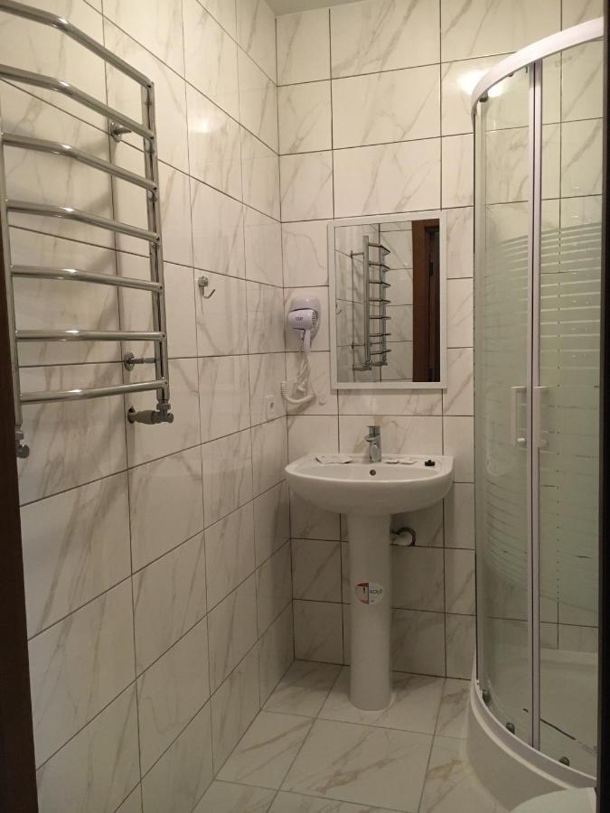 Hotel Rover Lviv Kültér fotó