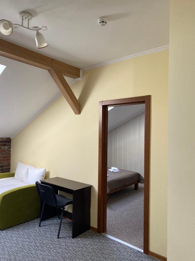 Hotel Rover Lviv Kültér fotó