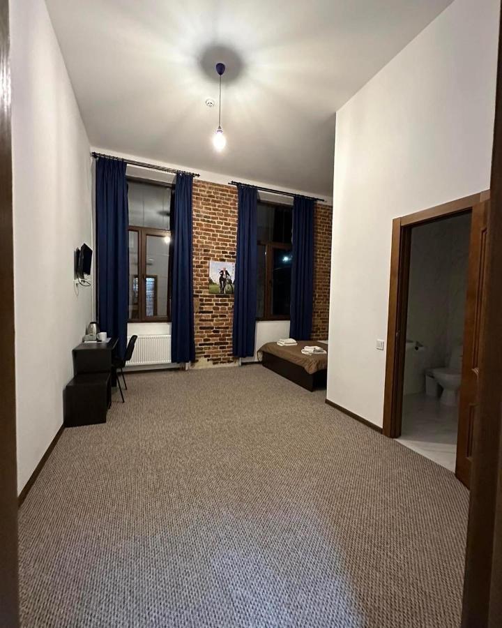 Hotel Rover Lviv Kültér fotó